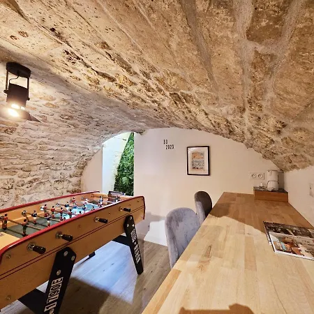 Le Cineaste -terrasse -vivre Au Coeur D'angouleme Angouleme