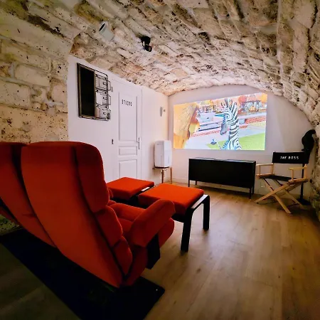 Le Cineaste -terrasse -vivre Au Coeur D'angouleme Apartment