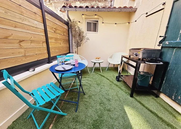 Le Cineaste -terrasse -vivre Au Coeur D'angouleme Apartment