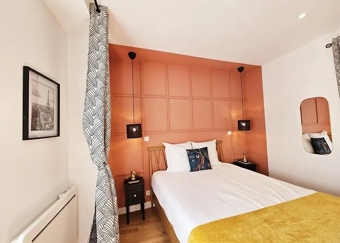 Apartment Le Cineaste -terrasse -vivre Au Coeur D'angouleme *