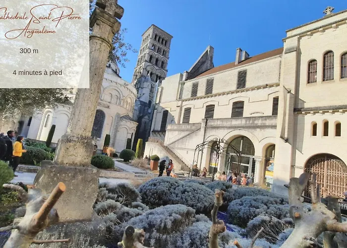 Apartment Le Cineaste -terrasse -vivre Au Coeur D'angouleme